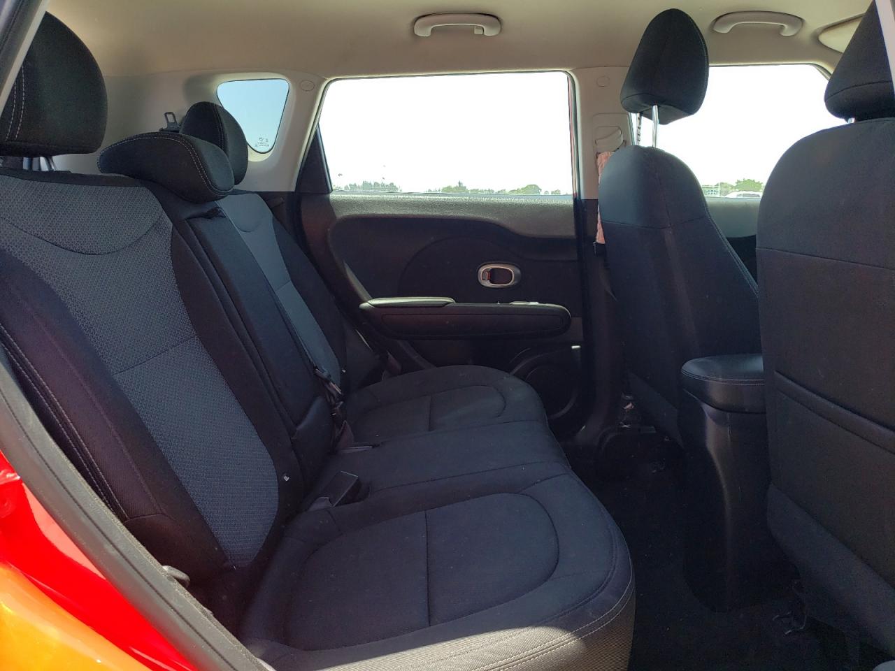 KNDJP3A5XJ7549144 2018 Kia Soul +