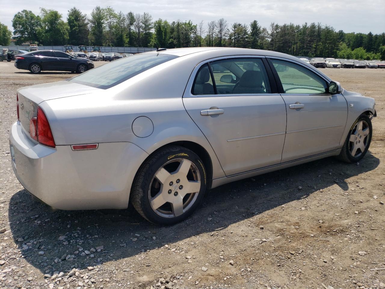 1G1ZJ57748F261251 2008 Chevrolet Malibu 2Lt