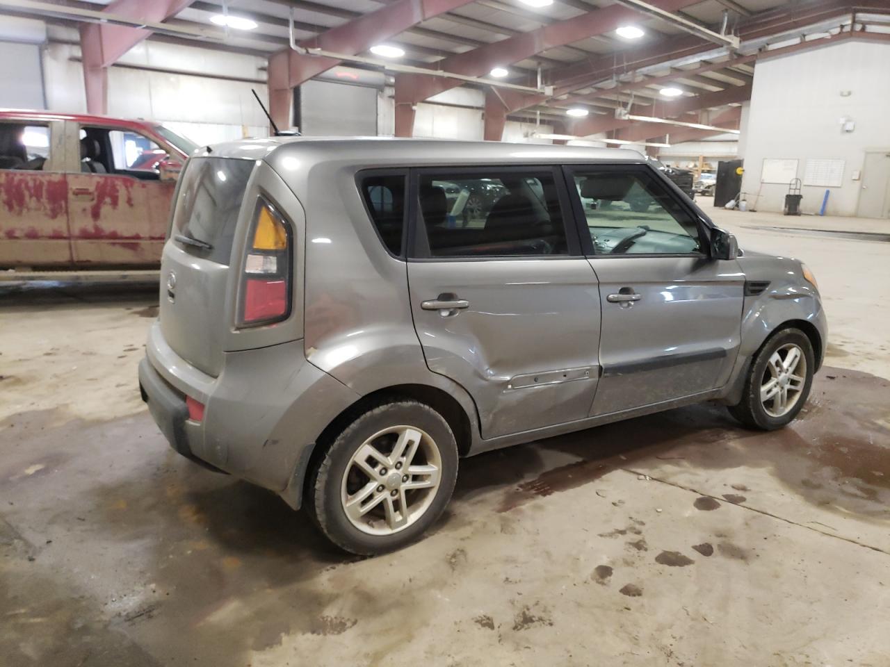 KNDJT2A21B7315312 2011 Kia Soul +