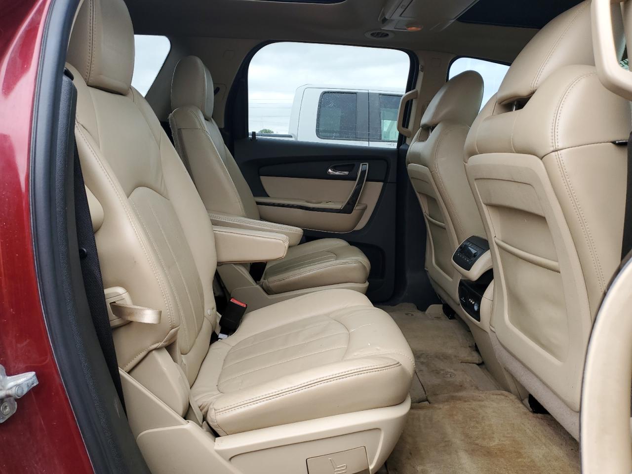 1GKKVTED1BJ285686 2011 GMC Acadia Denali