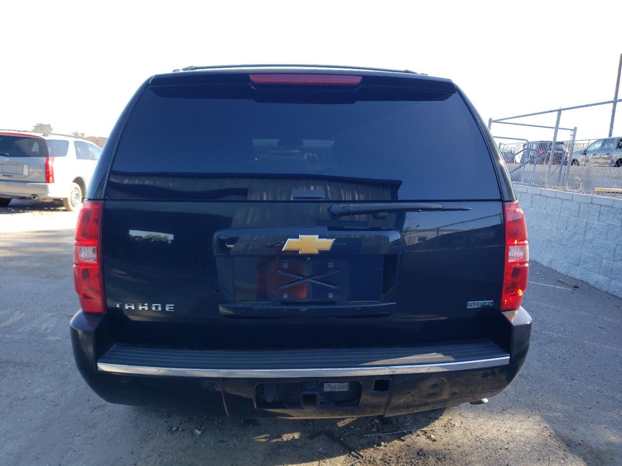 1GNSKCE01CR251100 2012 Chevrolet Tahoe K1500 Ltz