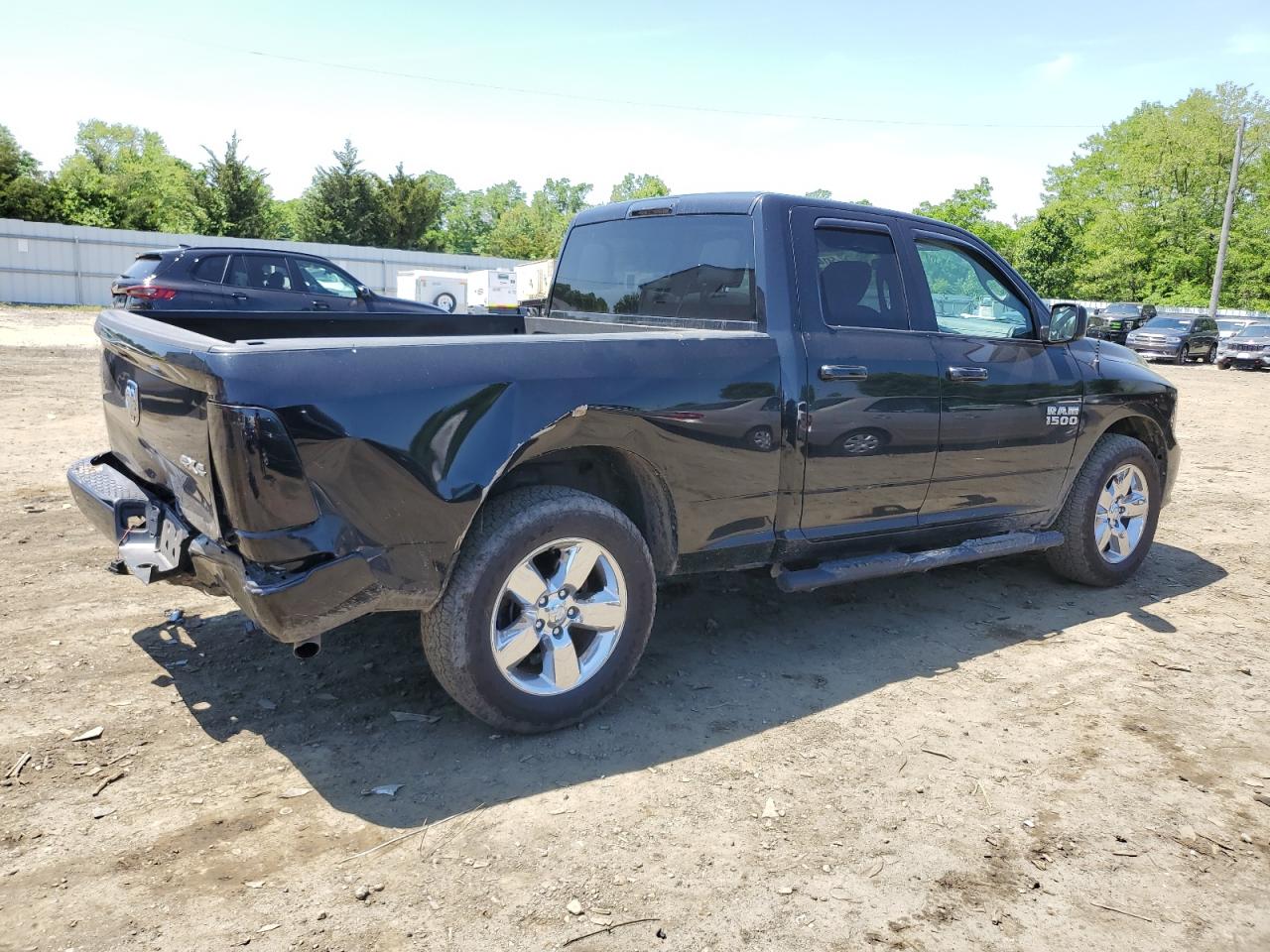 1C6RR7FG9JS308856 2018 Ram 1500 St