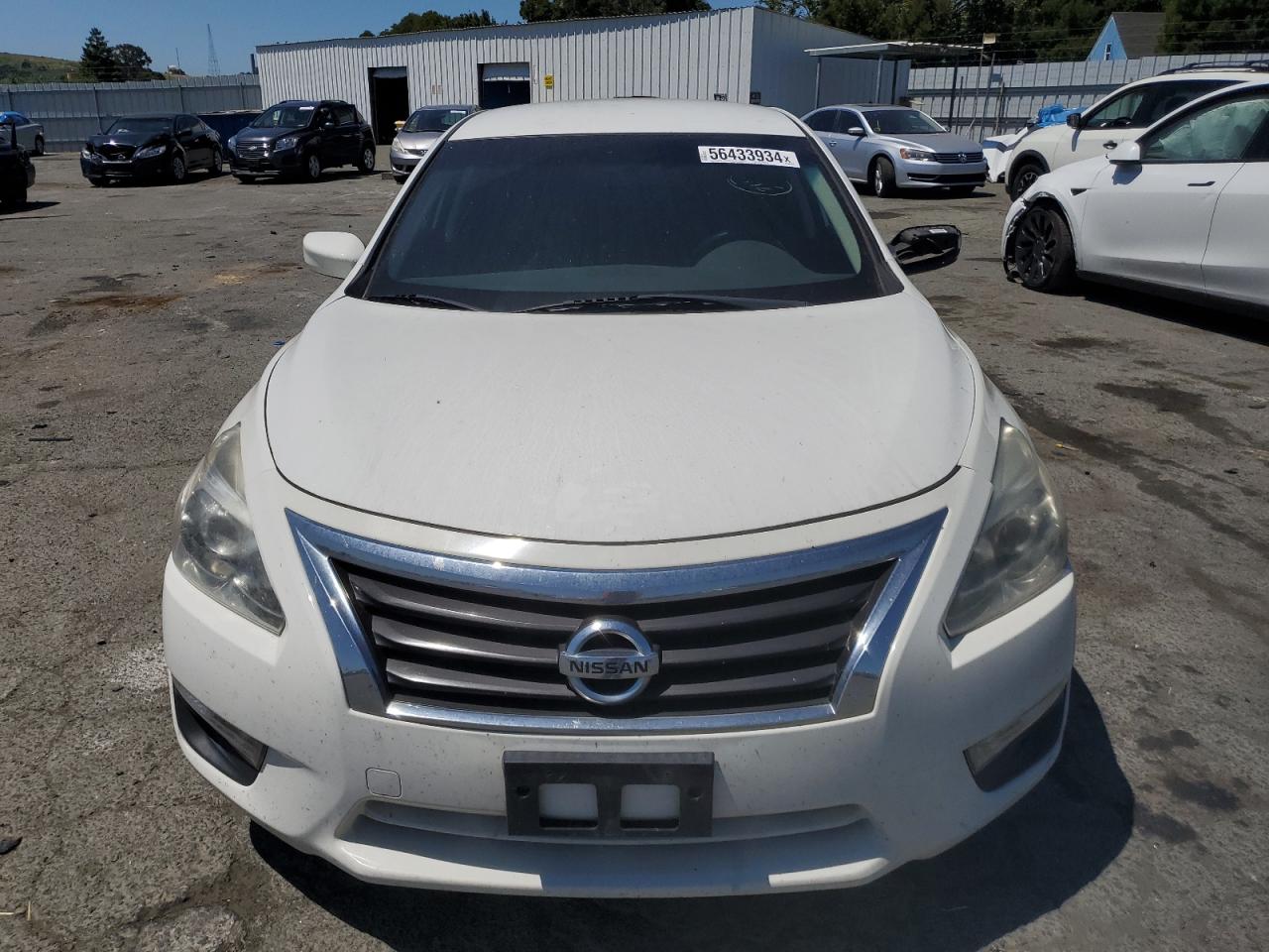 2015 Nissan Altima 2.5 vin: 1N4AL3AP2FC270465