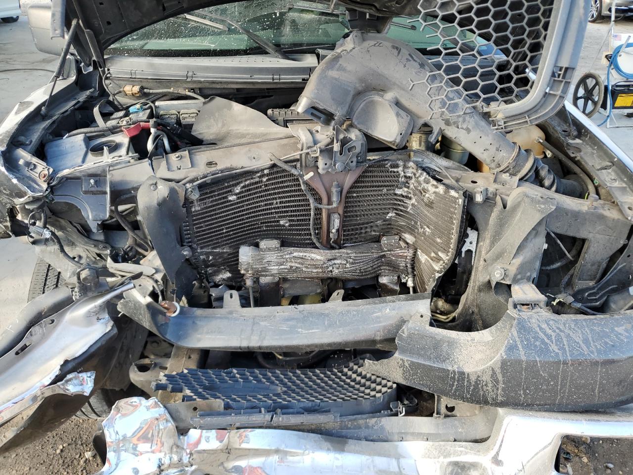 1FTPX12584FA24946 2004 Ford F150