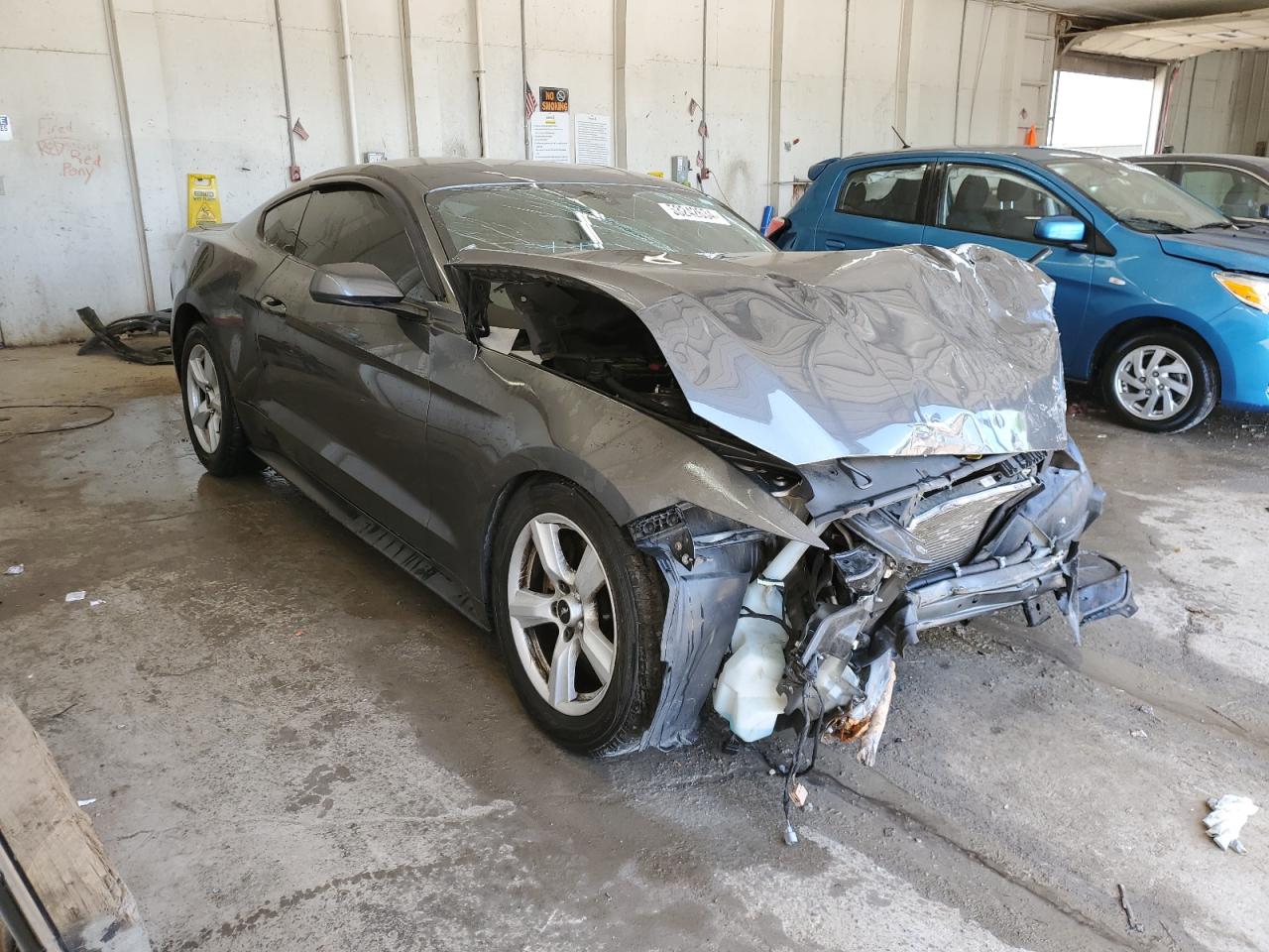 1FA6P8AM0G5294475 2016 Ford Mustang