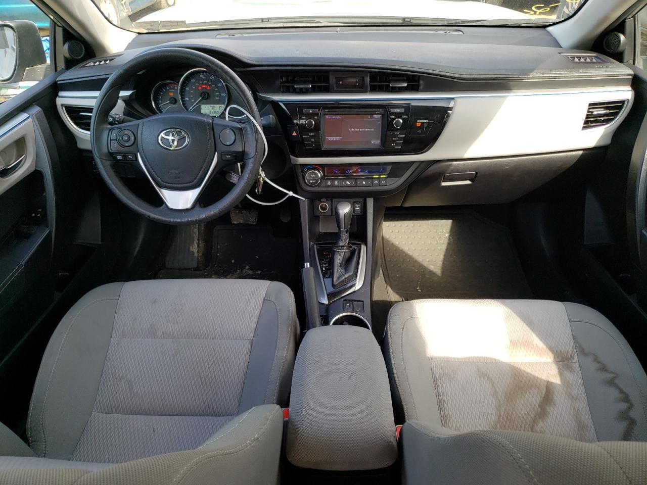 2T1BURHE9FC412725 2015 Toyota Corolla L
