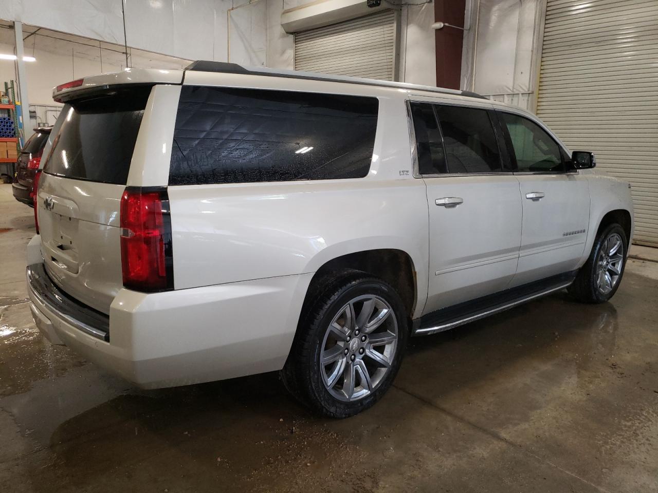 1GNSKKKCXFR747980 2015 Chevrolet Suburban K1500 Ltz