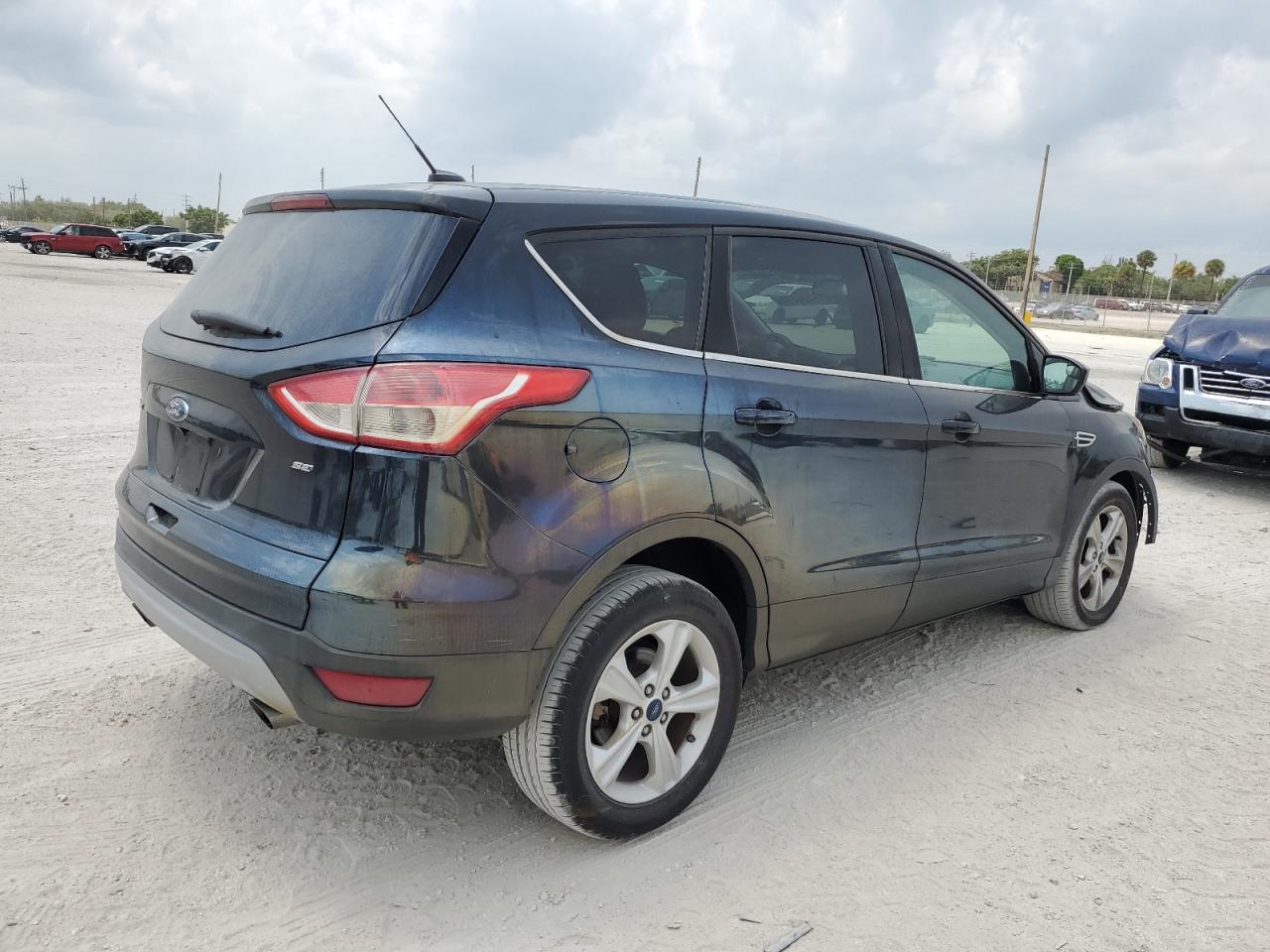 2015 Ford Escape Se vin: 1FMCU0G72FUA22325