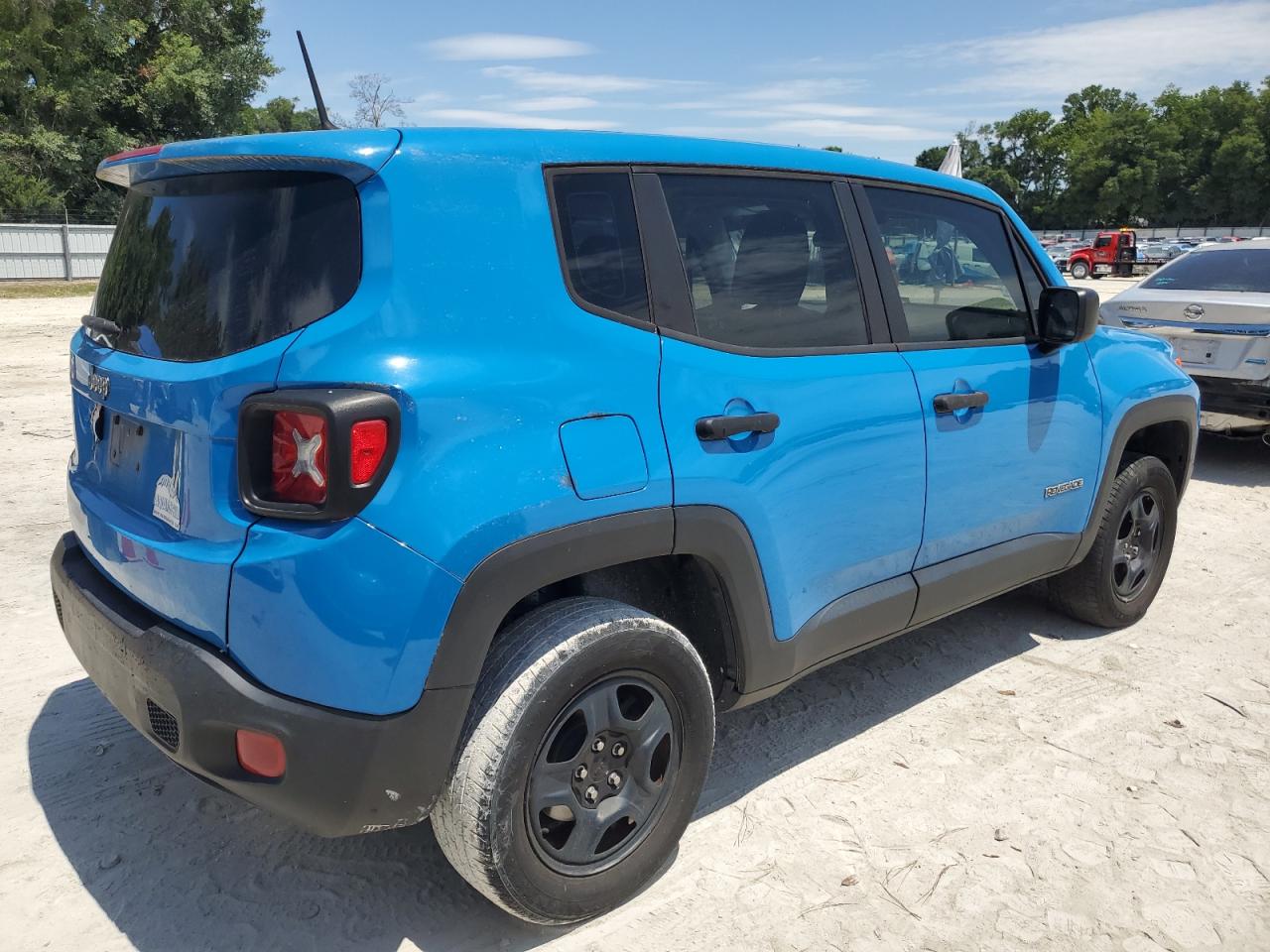 2015 Jeep Renegade Sport vin: ZACCJAAH0FPB58018