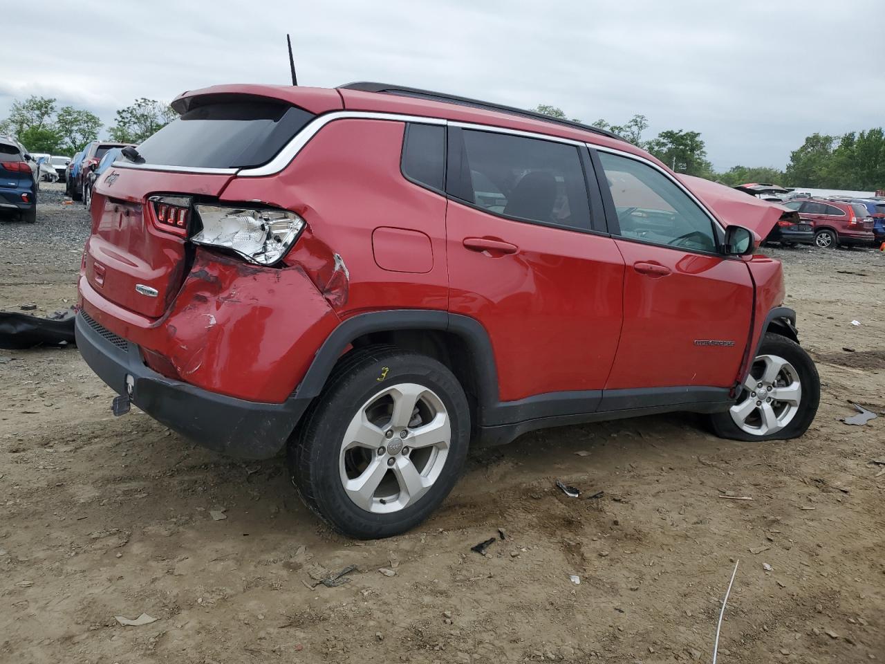 3C4NJDBB8JT402717 2018 Jeep Compass Latitude