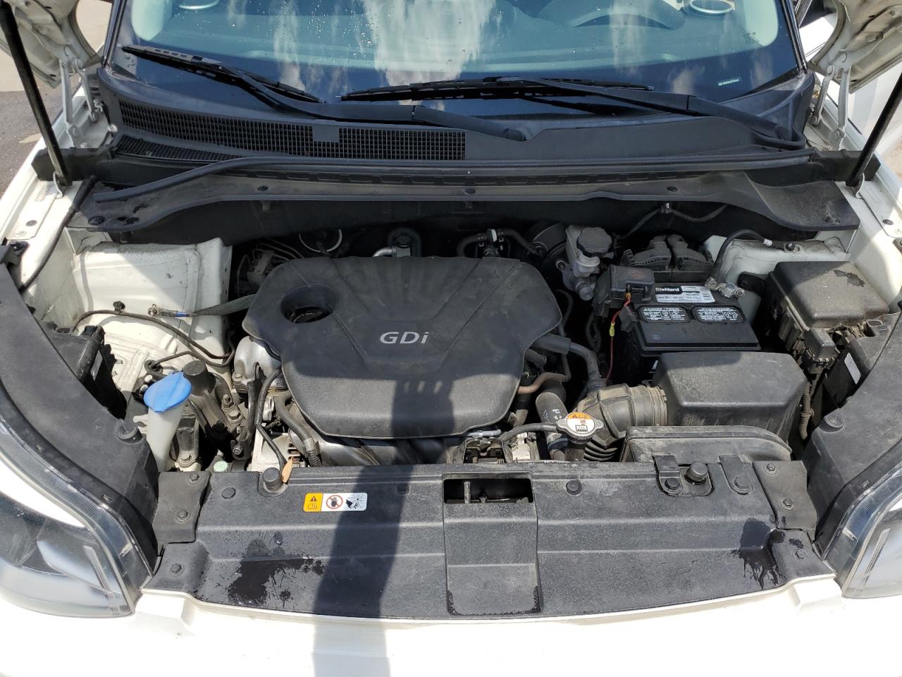 KNDJN2A29G7305046 2016 Kia Soul