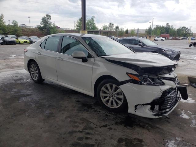 VIN 4T1C11AK2LU947324 2020 Toyota Camry, LE no.4