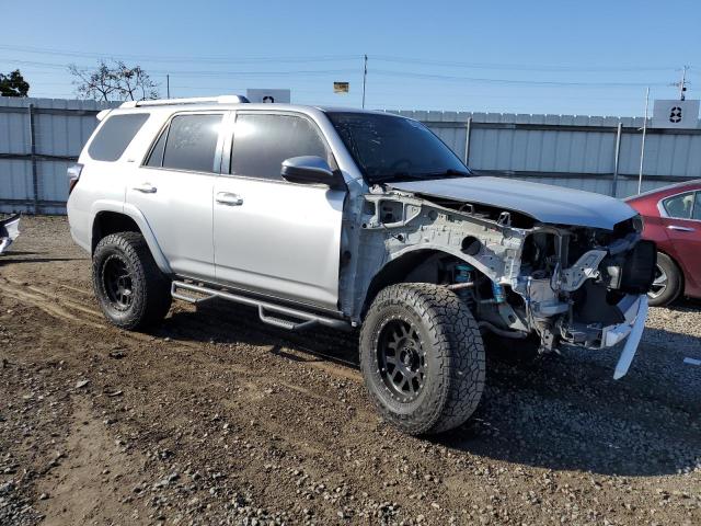 2016 TOYOTA 4RUNNER SR - JTEBU5JR3G5322518