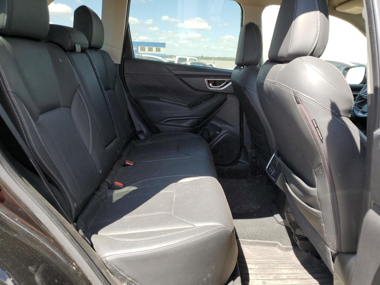 JF2SKAUC6LH588460 2020 Subaru Forester Limited