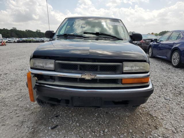 2000 Chevrolet Blazer VIN: 1GNCS13W2Y2174818 Lot: 55527114