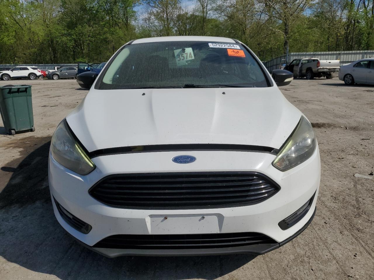 2016 Ford Focus Se vin: 1FADP3F24GL316541