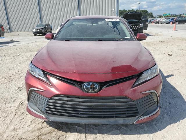  TOYOTA CAMRY 2022 Czerwony