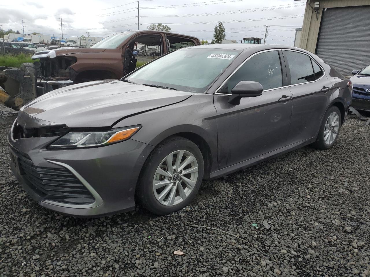 2021 Toyota Camry Le vin: 4T1C11AK6MU452013