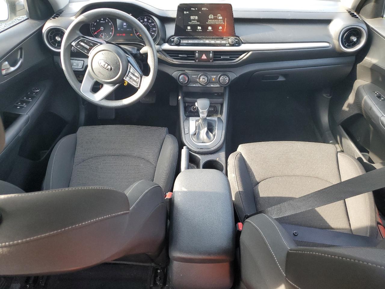 3KPF24AD5LE233560 2020 Kia Forte Fe