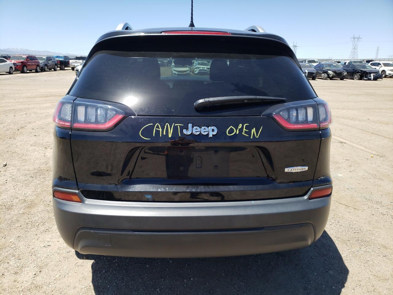 2020 Jeep Cherokee Latitude vin: 1C4PJLCBXLD618806