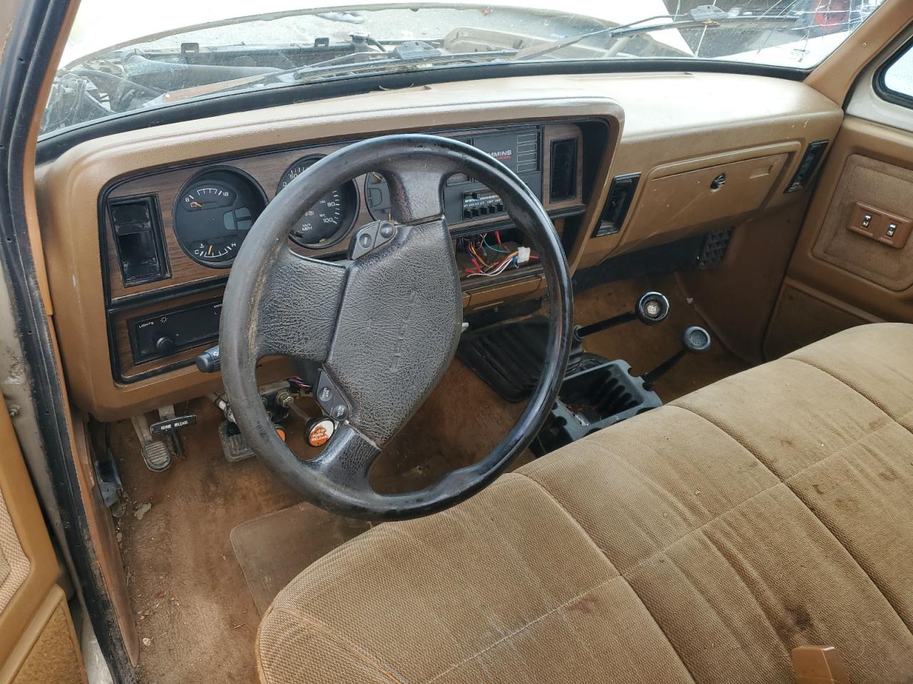 1B7KM26C6PS167455 1993 Dodge W-Series W200