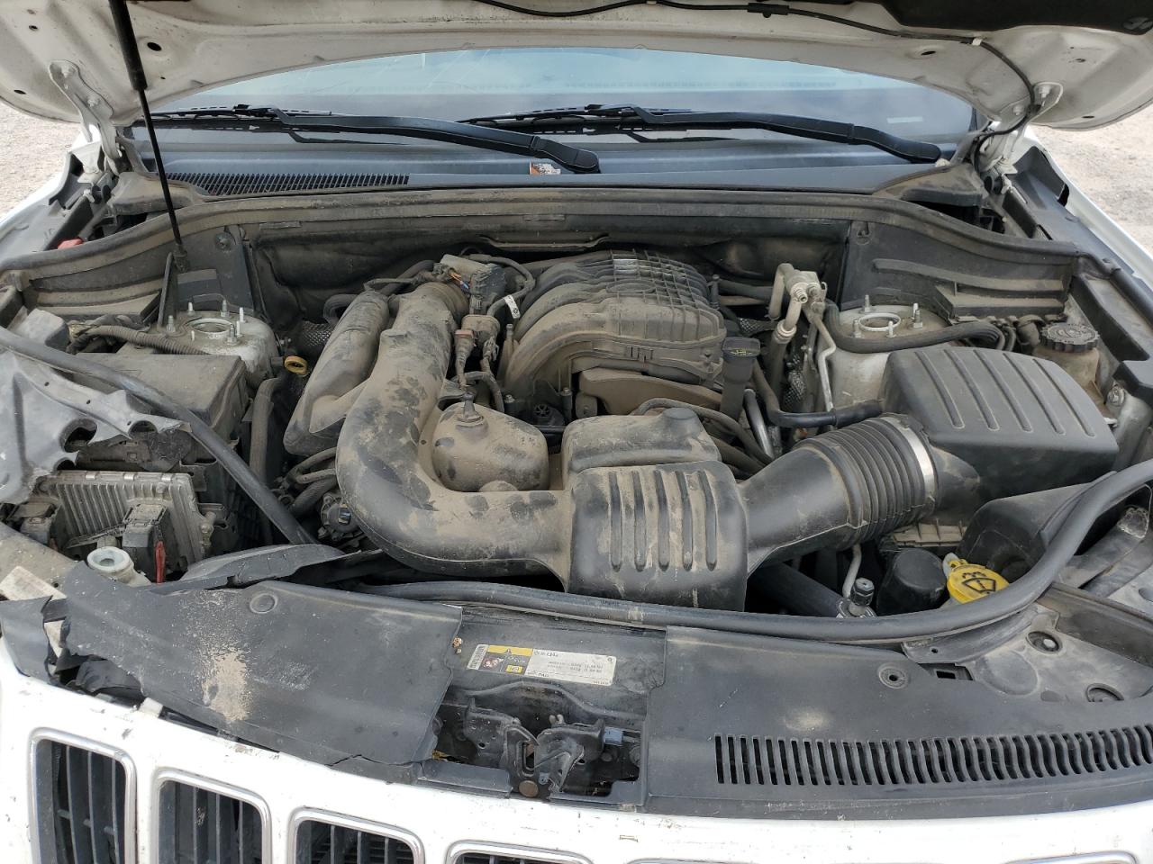 1C4RJEAGXEC207854 2014 Jeep Grand Cherokee Laredo