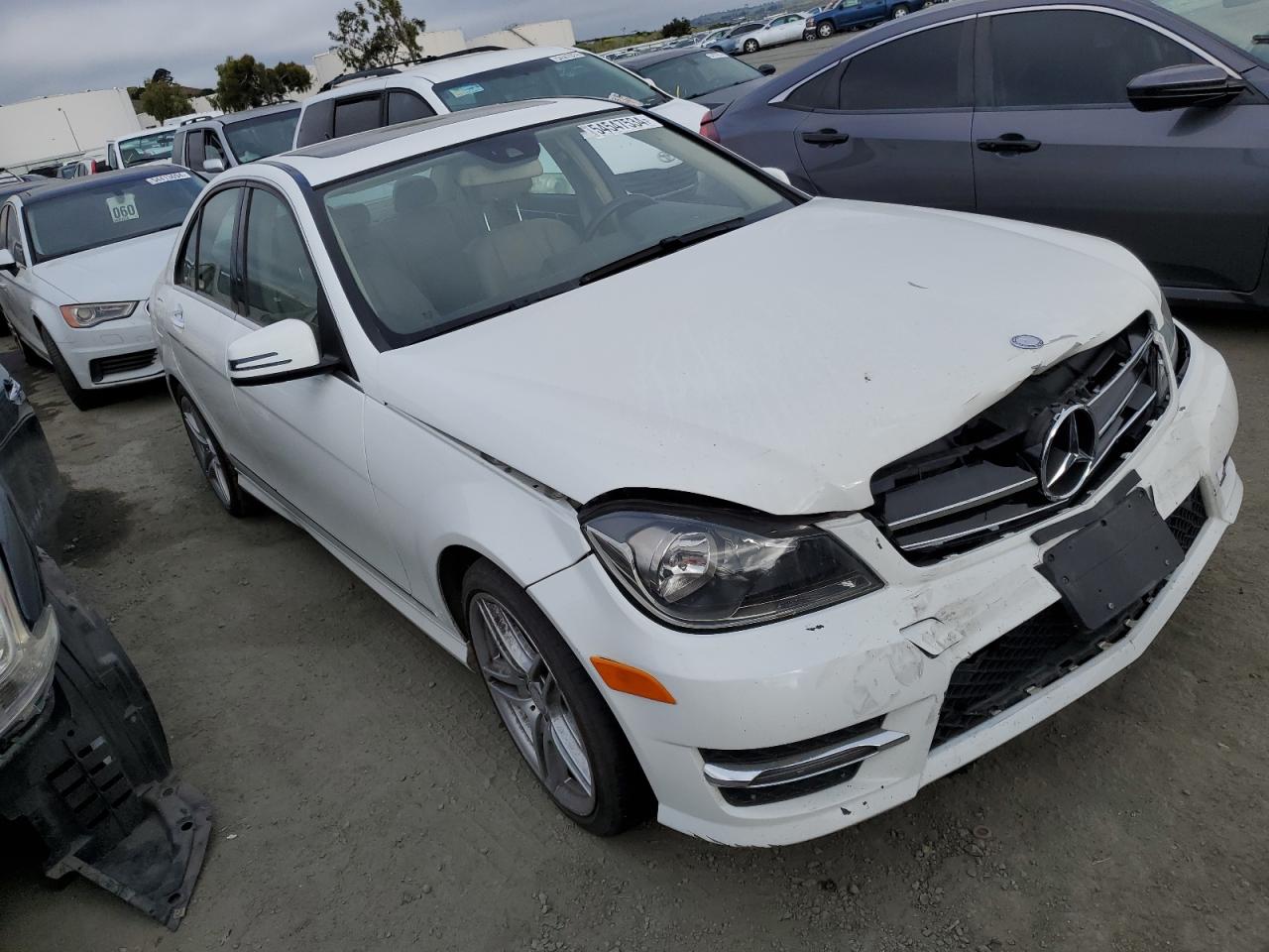 WDDGF5HB2EA918811 2014 Mercedes-Benz C 350