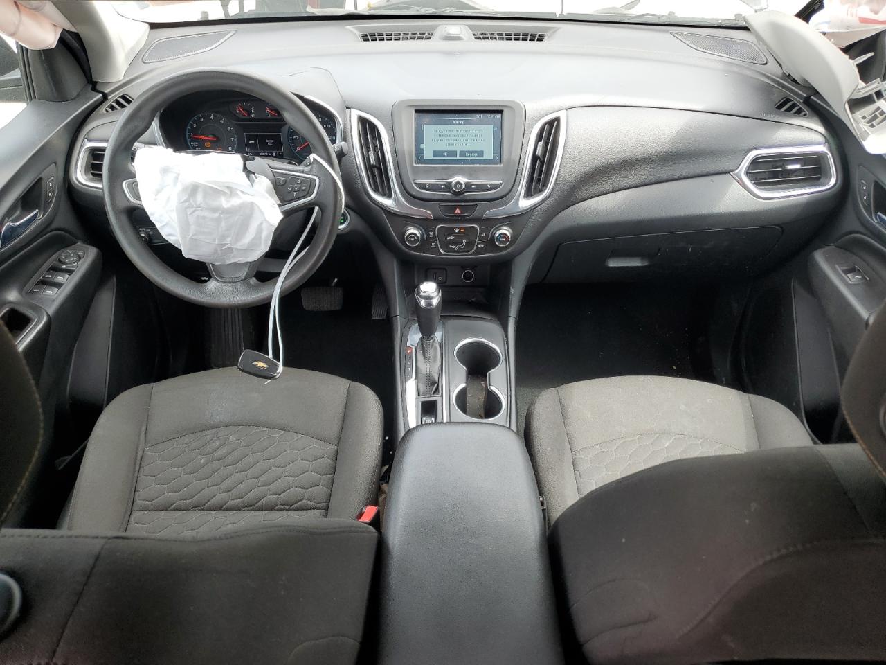 2GNAXJEVXJ6283825 2018 Chevrolet Equinox Lt