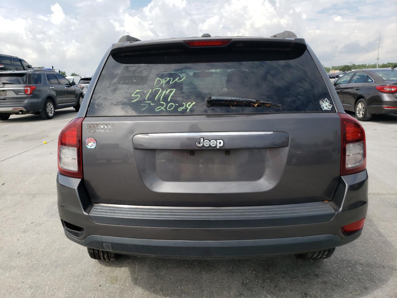 1C4NJCBAXGD633831 2016 Jeep Compass Sport