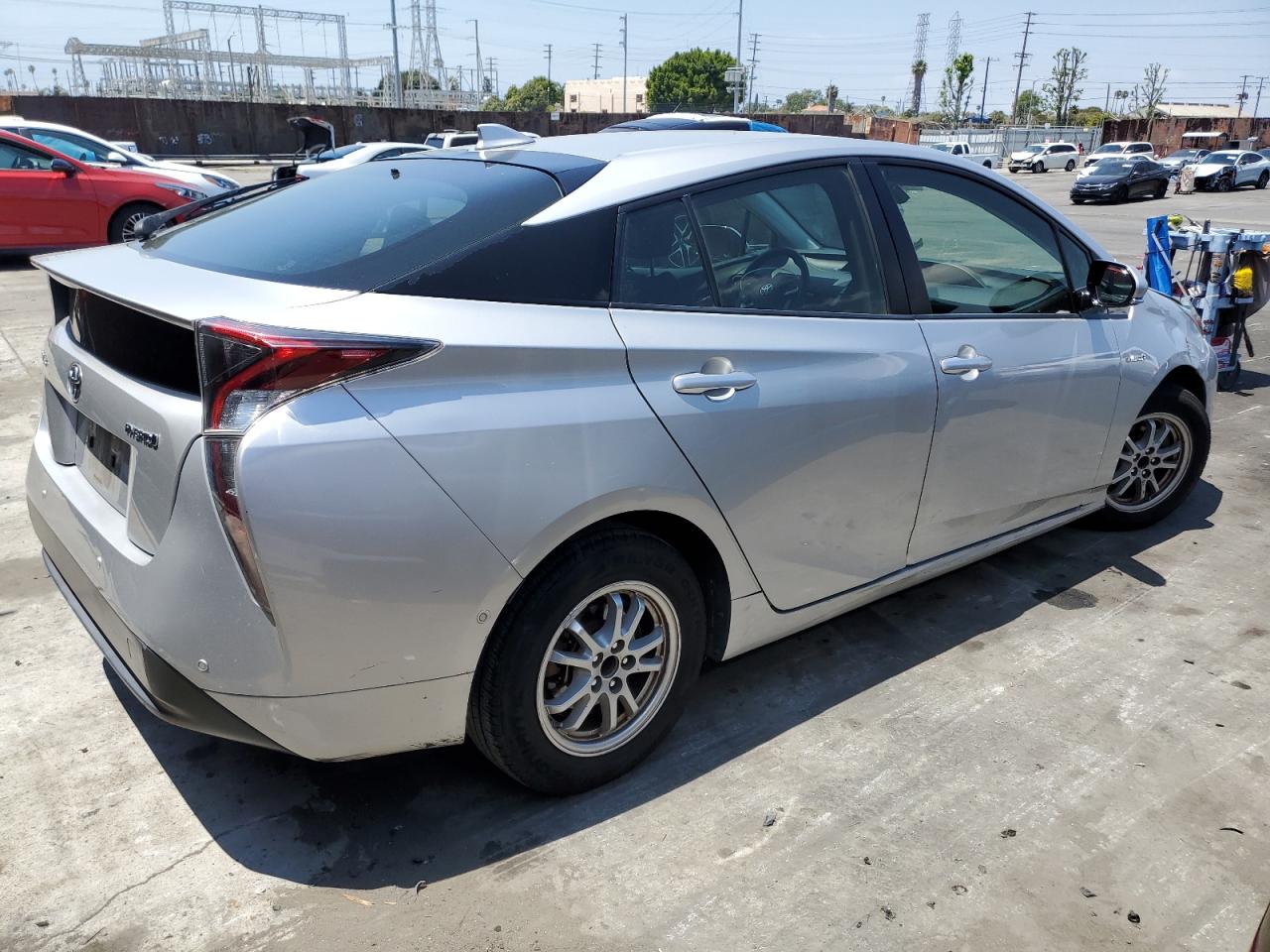 JTDKBRFU3J3592477 2018 Toyota Prius