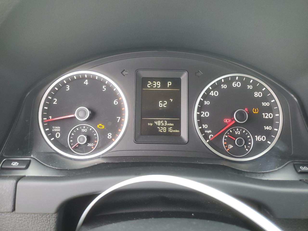 WVGBV7AX5AW523104 2010 Volkswagen Tiguan Se