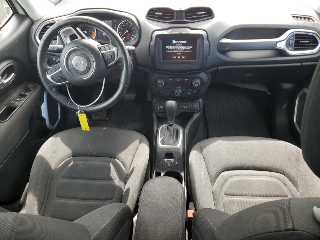 ZACCJBBB5JPJ29901 2018 Jeep Renegade Latitude