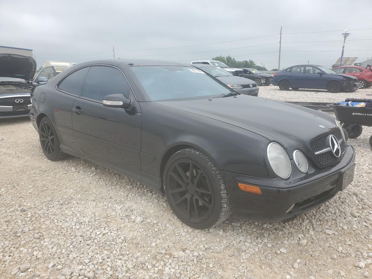 WDBLJ70G1YF115729 2000 Mercedes-Benz Clk 430