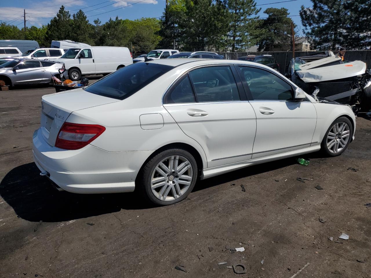 WDDGF81X39R044399 2009 Mercedes-Benz C 300 4Matic