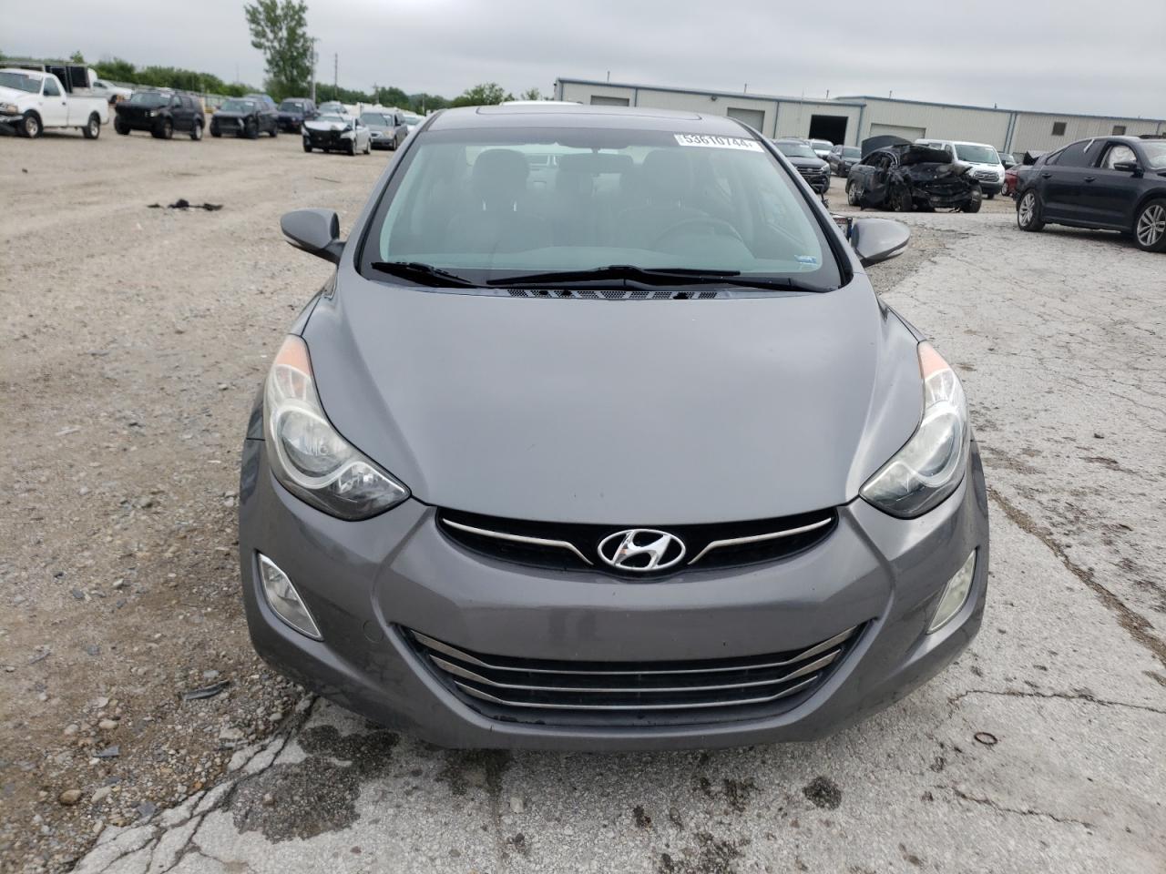 2013 Hyundai Elantra Gls vin: 5NPDH4AE8DH392861