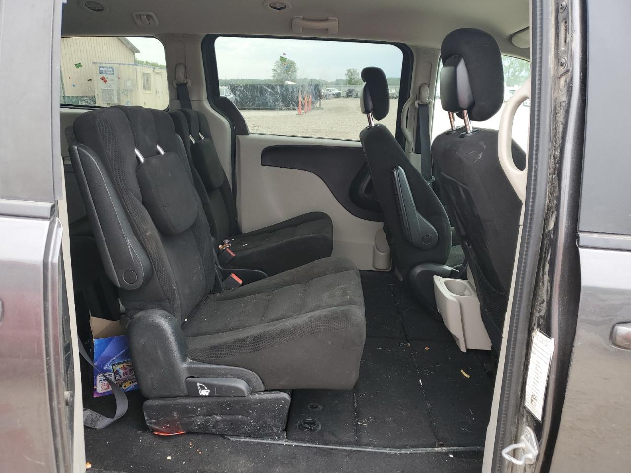 2C4RDGCG0GR327611 2016 Dodge Grand Caravan Sxt