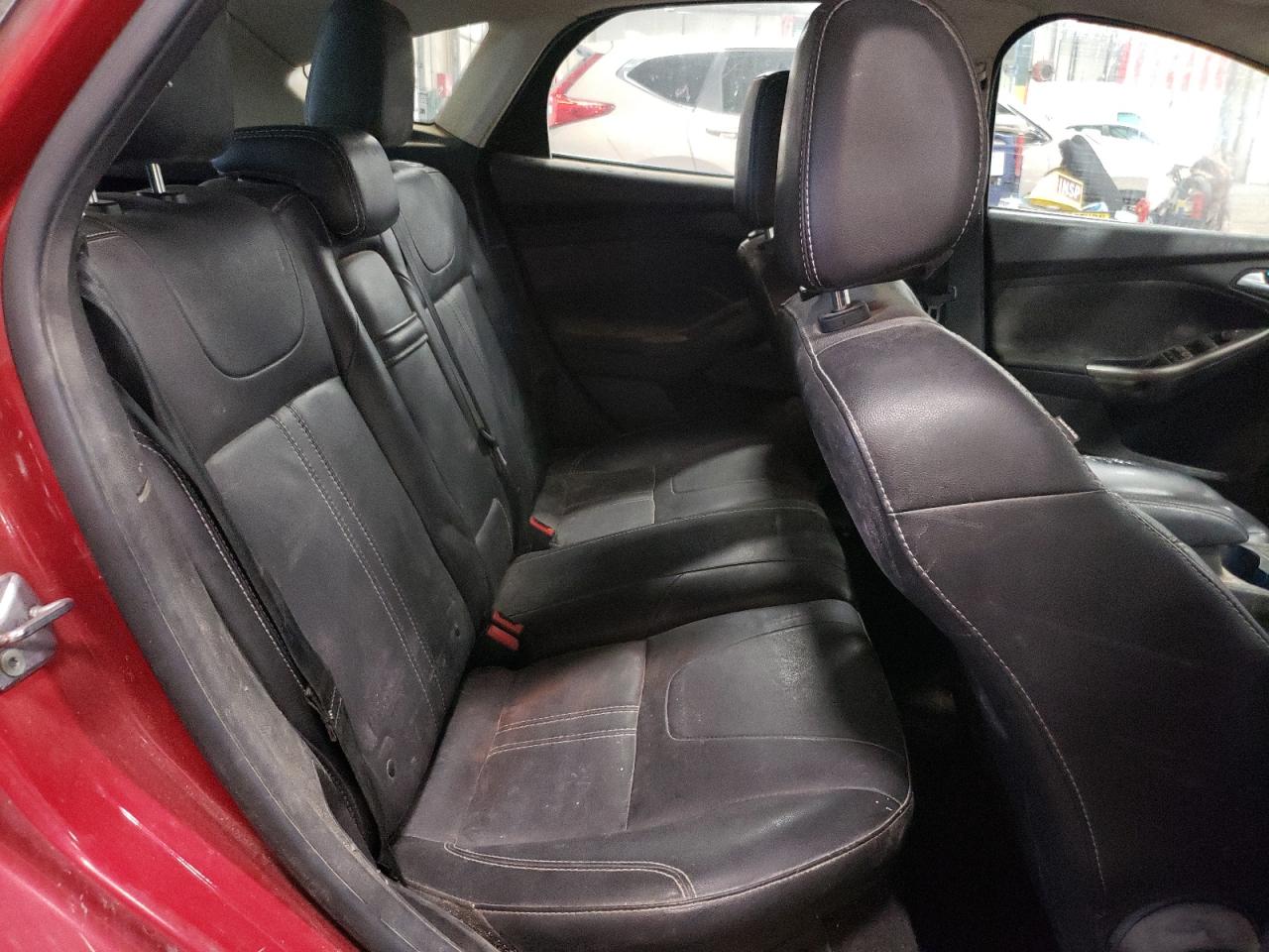 1FAHP3M27CL477187 2012 Ford Focus Sel