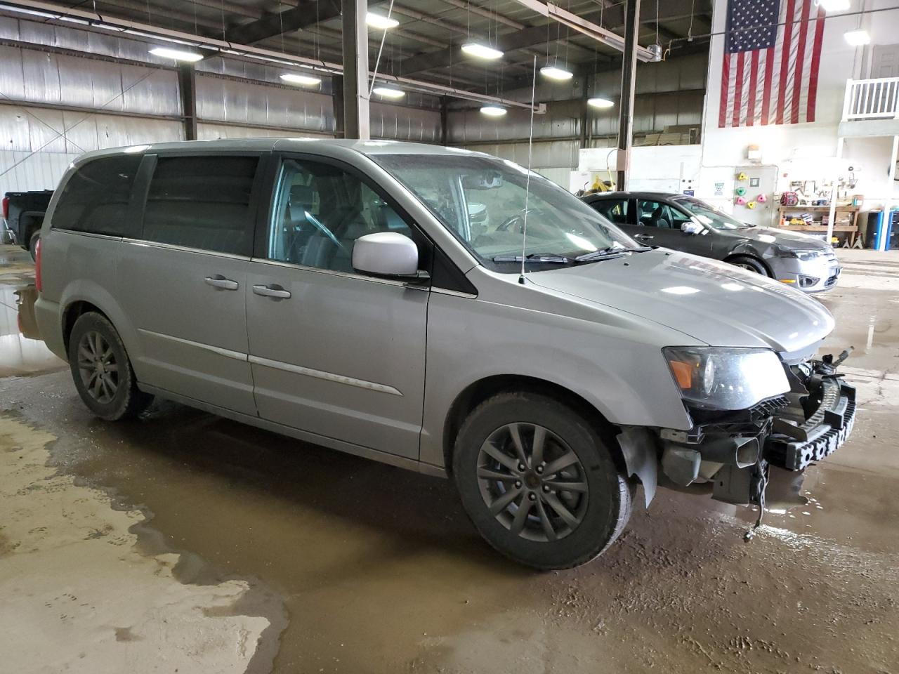 2C4RC1HGXGR254482 2016 Chrysler Town & Country S