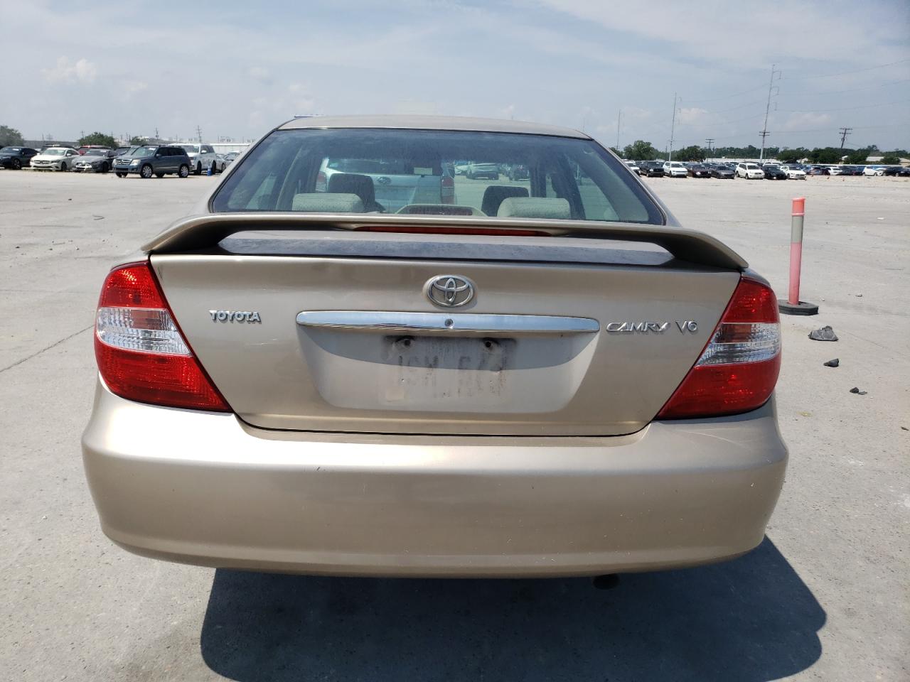 4T1BF32K94U580785 2004 Toyota Camry Le