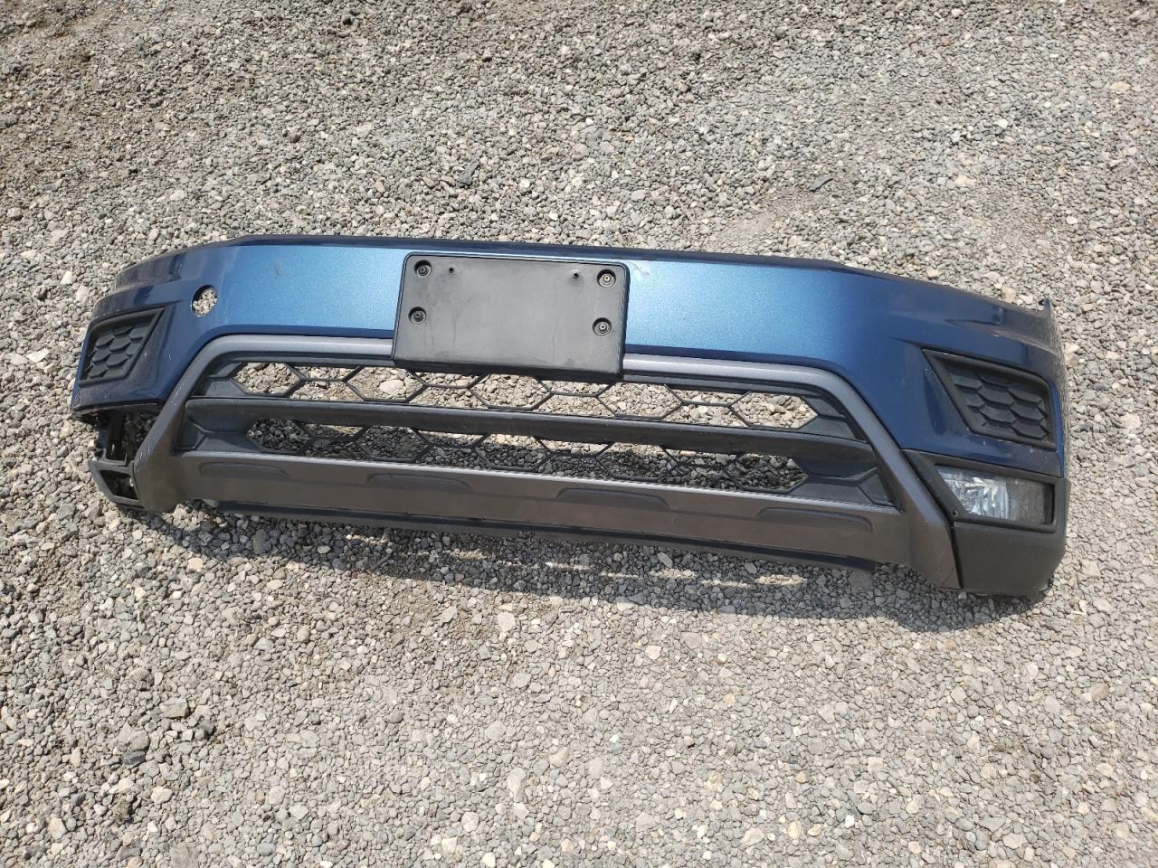 3VV3B7AX5JM038626 2018 Volkswagen Tiguan Se