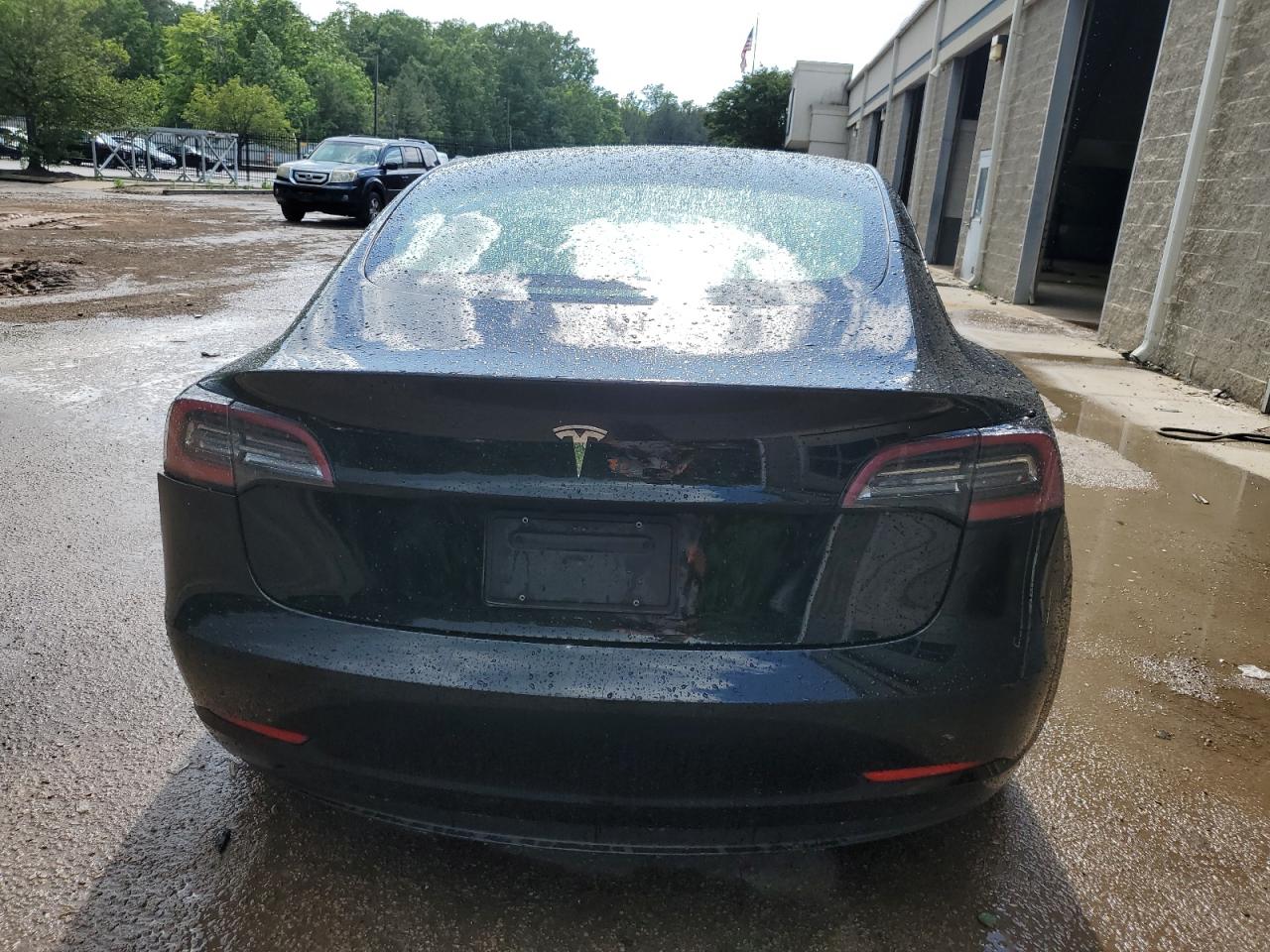 2022 Tesla Model 3 vin: 5YJ3E1EA9NF370555