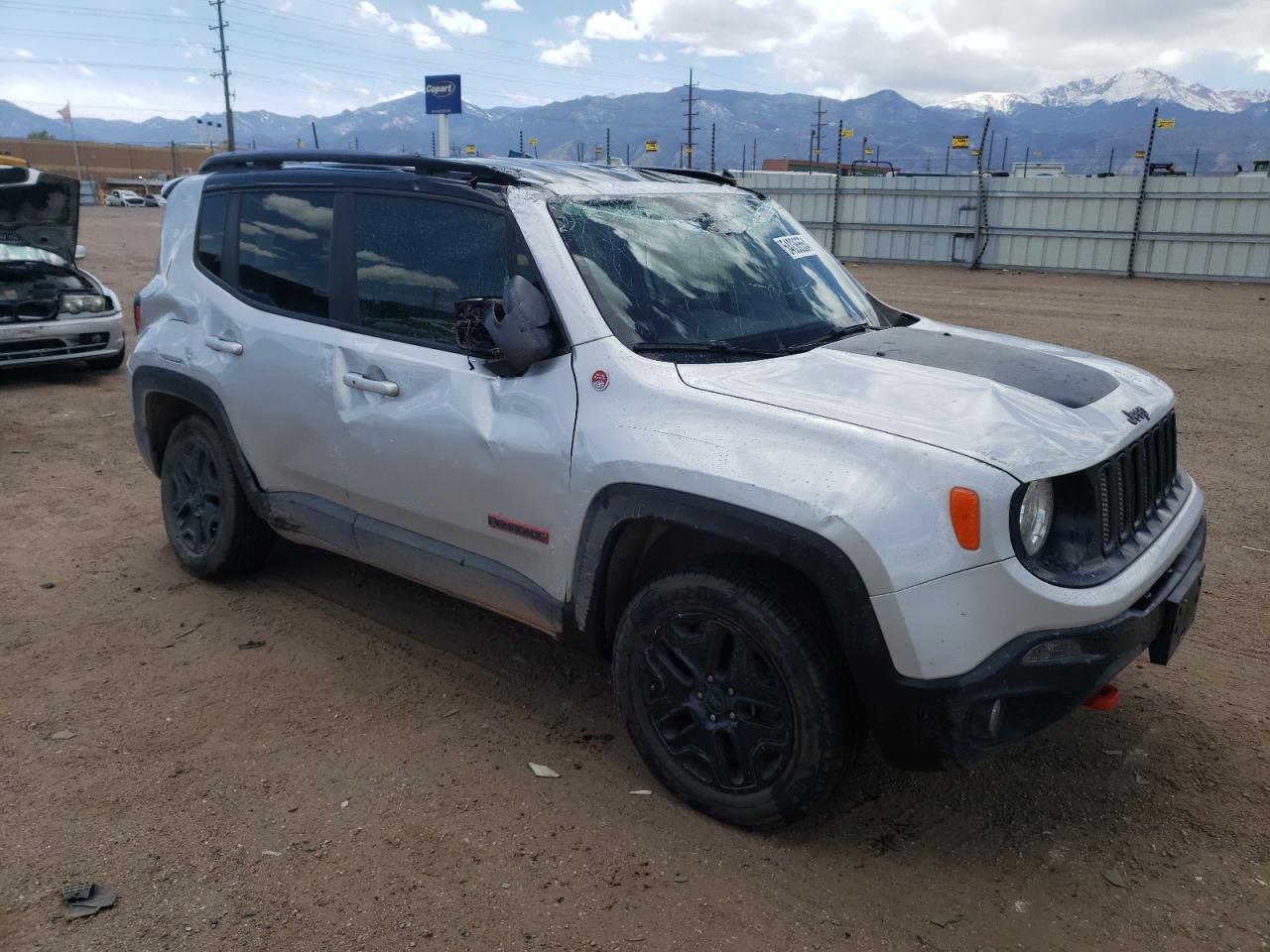 ZACCJBCBXJPJ08833 2018 Jeep Renegade Trailhawk