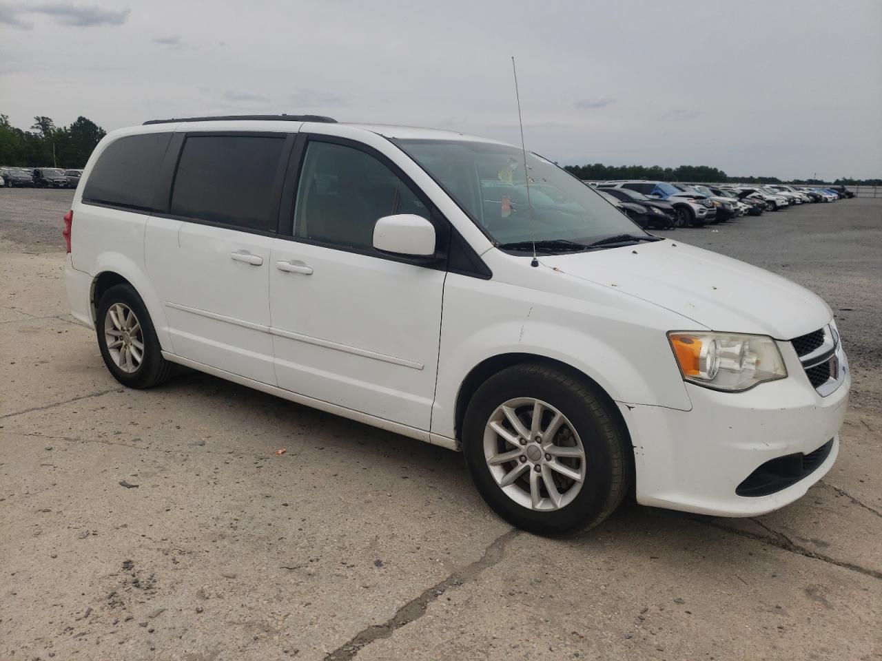 2C4RDGCG6ER265001 2014 Dodge Grand Caravan Sxt