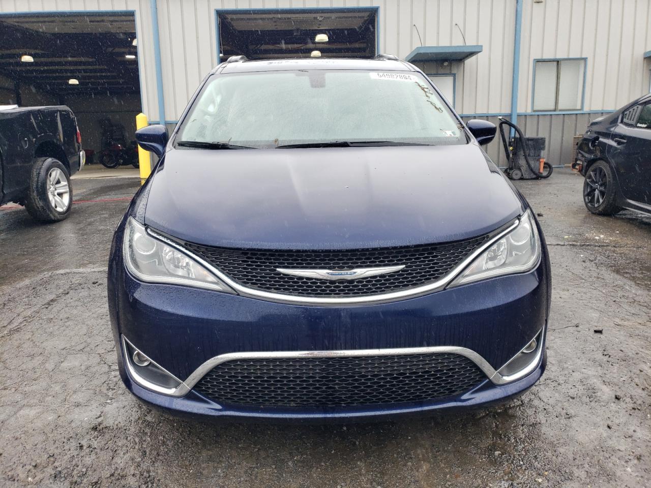 2C4RC1BG1HR543065 2017 Chrysler Pacifica Touring L