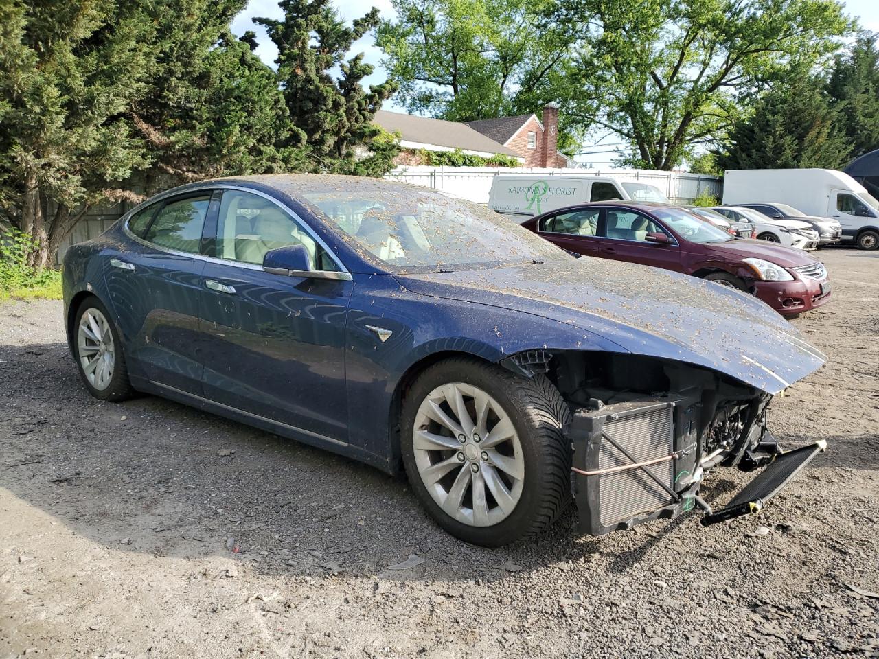 5YJSA1E20JF246085 2018 Tesla Model S