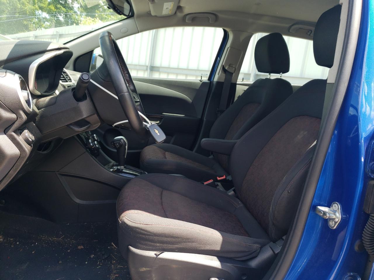 1G1JD6SB7J4140852 2018 Chevrolet Sonic Lt