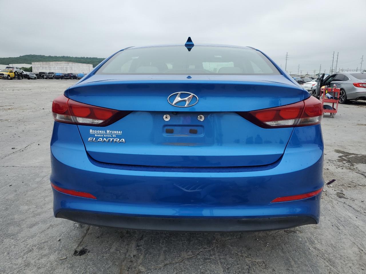 5NPD84LF7HH009097 2017 Hyundai Elantra Se