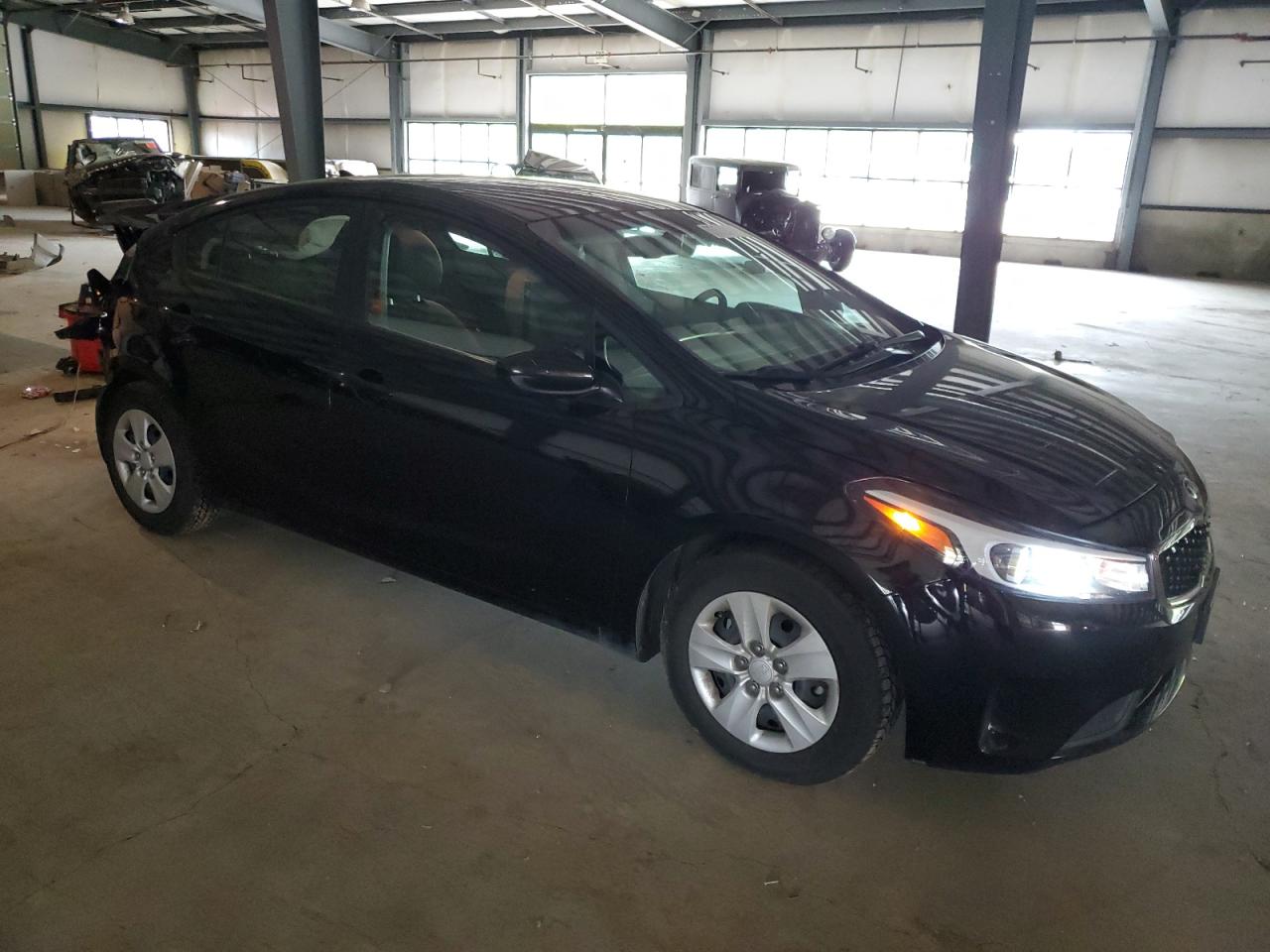 3KPFK4A77HE086885 2017 Kia Forte Lx