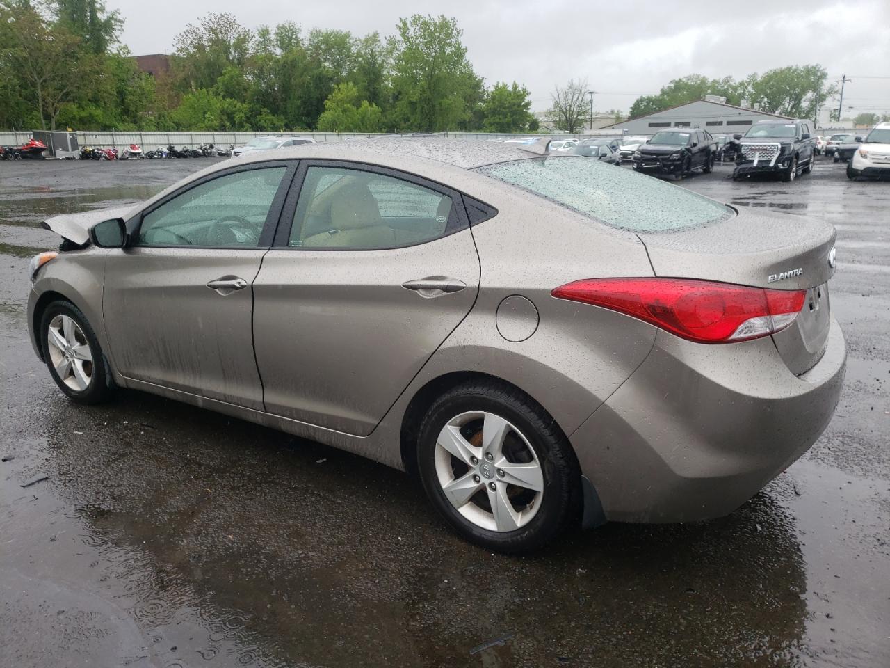 5NPDH4AEXDH221125 2013 Hyundai Elantra Gls