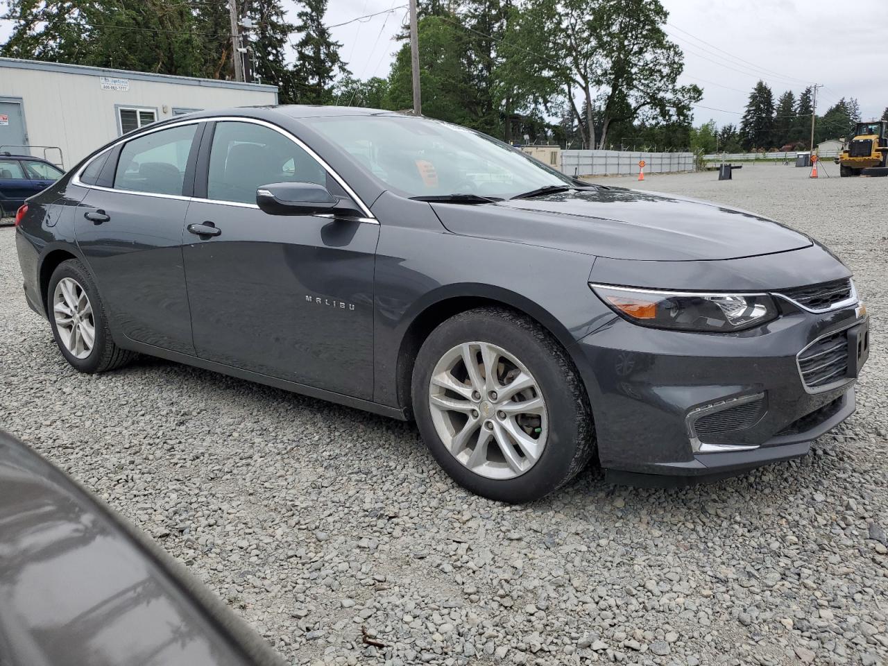 1G1ZD5ST1JF199325 2018 Chevrolet Malibu Lt